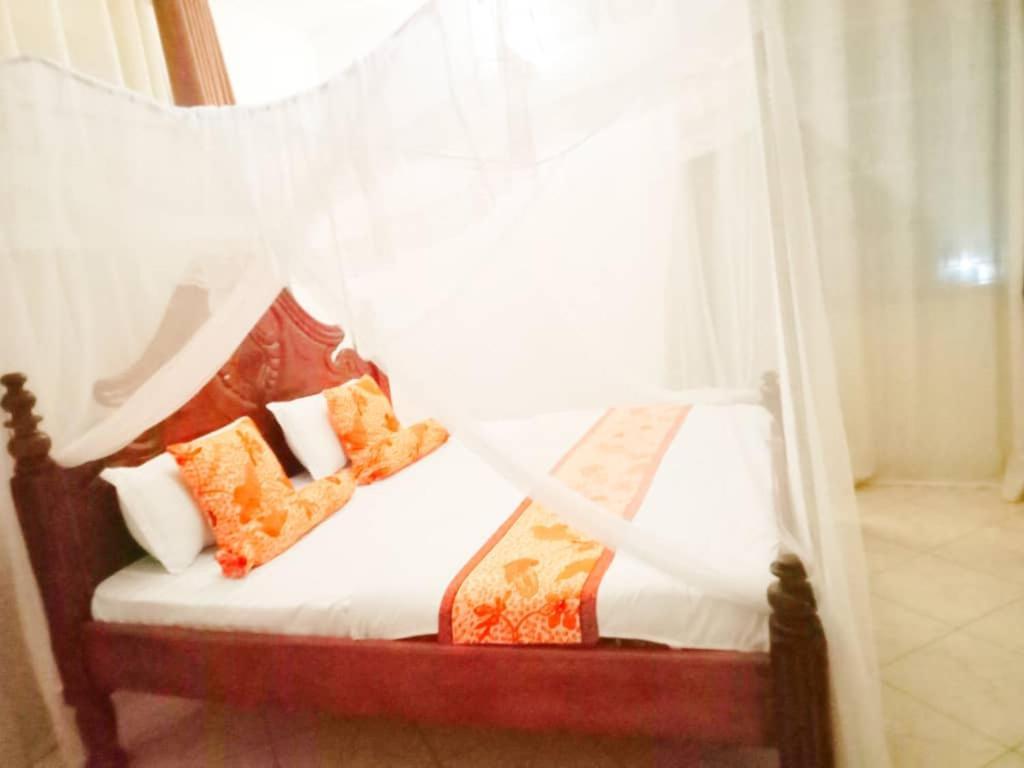 Riverside Resort Hotel Kabale Dış mekan fotoğraf