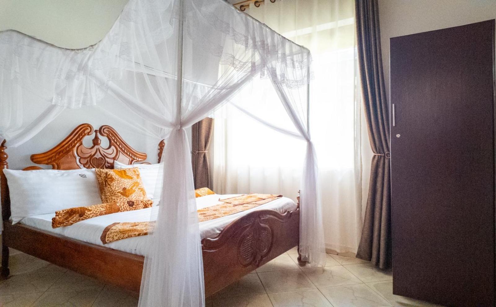 Riverside Resort Hotel Kabale Dış mekan fotoğraf